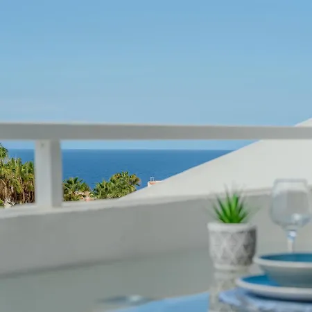 Malibu Park With Ocean Views & Heated Pool 阿德耶
