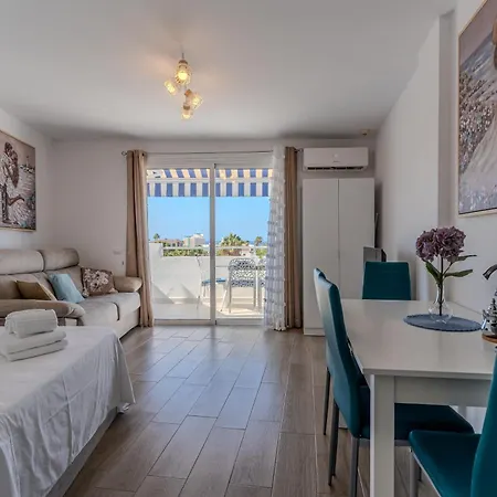 Malibu Park With Ocean Views & Heated Pool 阿德耶