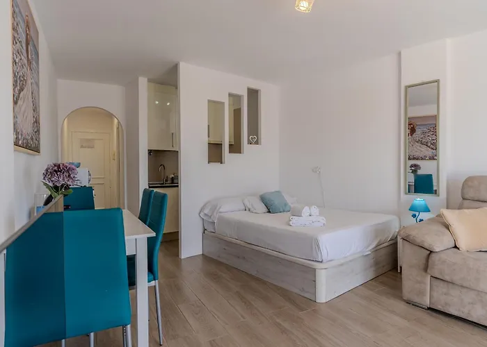 شقة Malibu Park With Ocean Views & Heated Pool أذيخي