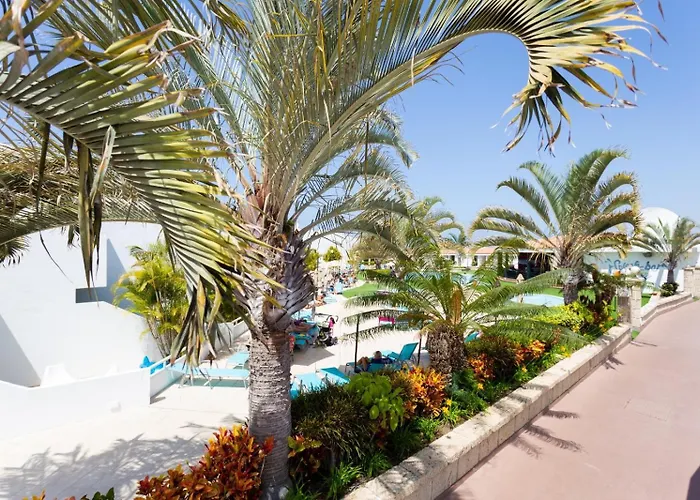 Malibu Park With Ocean Views & Heated Pool *