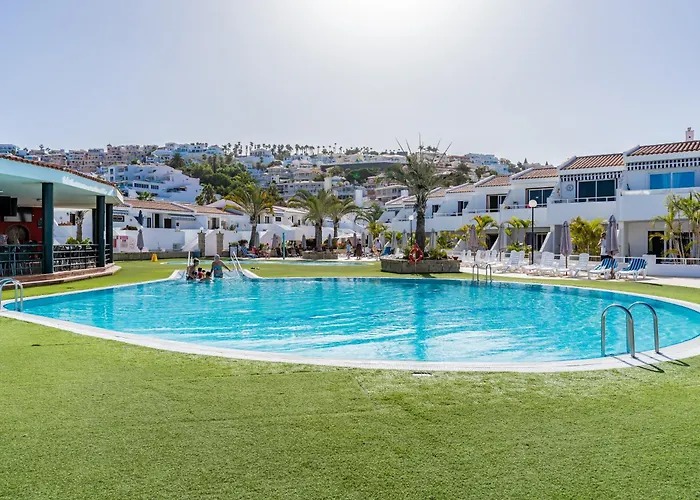 Malibu Park With Ocean Views & Heated Pool شقة أذيخي