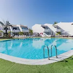 Malibu Park With Ocean Views & Heated Pool アパート